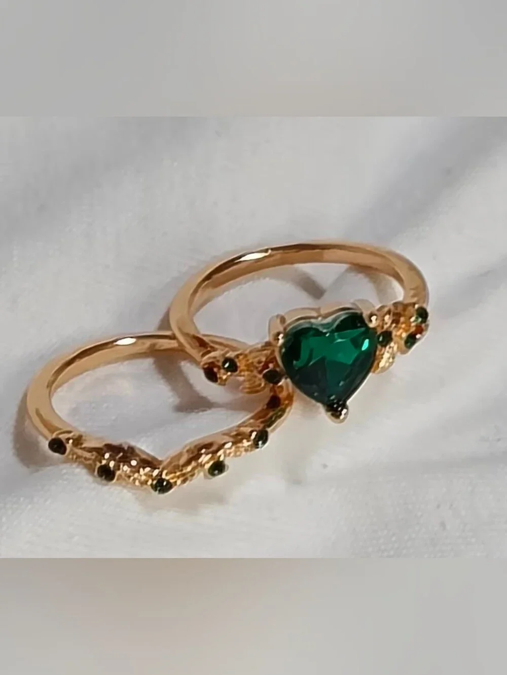 $8 Each Or Bundle 5/$20 Green Heart Emerald Gold Colored Ring Set Size 8